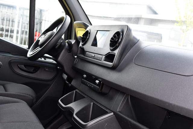 Mercedes-Benz SPRINTER 316 1.9 CDI L2H2 RWD AMG Black Edition Camera, Cruise, Carplay, Automaat, 170PK, Standkachel, Multimedia, UNIEK!