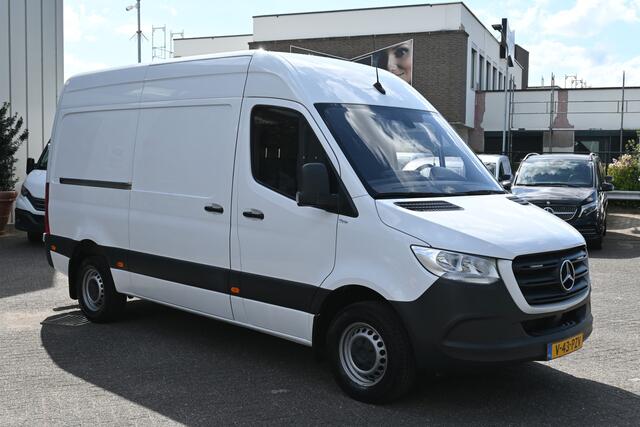Mercedes-Benz SPRINTER 317 CDI L2H2 RWD MBUX met navigatie en camera, Geveerde stoel, Etc.