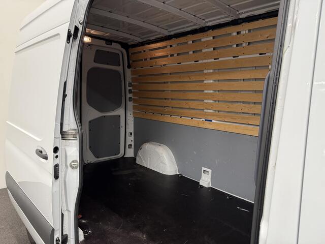 Mercedes-Benz SPRINTER L2H2 Automaat Navigatie Airco Camera Trekhaak 3Zits DAB
