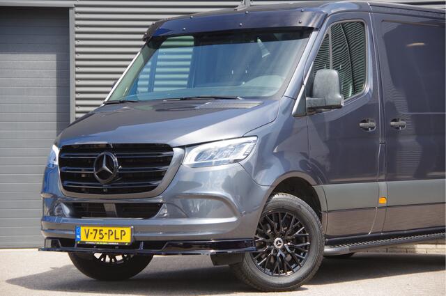 Mercedes-Benz SPRINTER 319 3.0 CDI V6 L2H1 MARGE! AUT. LED, 2X SCHUIFDEUR, 3.5T TREKHAAK, LEDER, ADAPT. CRUISE, 360 CAMERA, NAVI, CLIMA, STOELVERWARMING