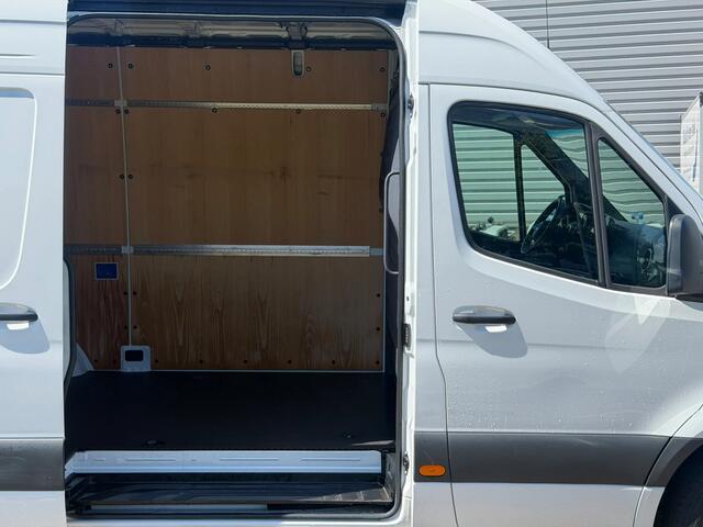 Mercedes-Benz SPRINTER 317CDI L2H2 Automaat Airco Navi Cruisecontrol Led/Xenon 30000KM BPM VRIJ!