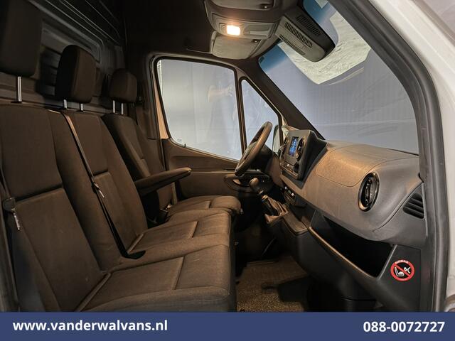 Mercedes-Benz SPRINTER 314 CDI 143pk L2H2 Euro6 Airco | Camera | Imperiaal | Trekhaak | Apple Carplay | Cruisecontrol Android Auto, Stoelverwarming, Parkeersensoren, Bijrijdersbank