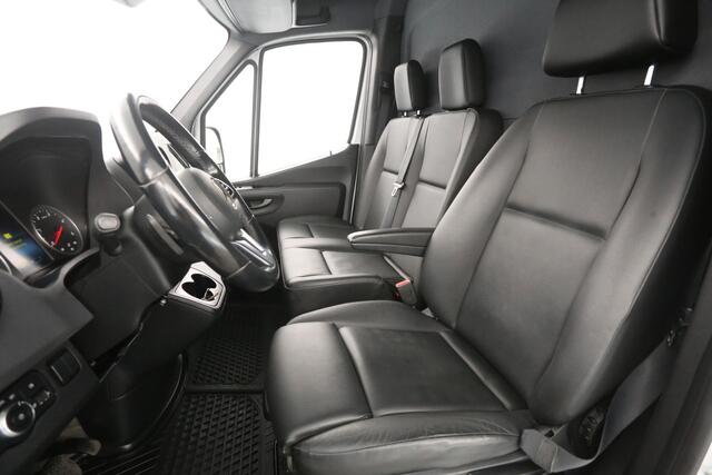 Mercedes-Benz SPRINTER 314 CDI L2H1 | Automaat | Airco | Cruise | Camera | 3 Zits | Carplay | Trekhaak