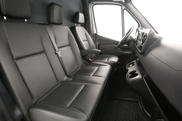 Mercedes-Benz SPRINTER 314 CDI L2H1 | Automaat | Airco | Cruise | Camera | 3 Zits | Carplay | Trekhaak