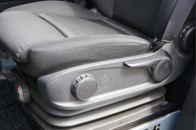 Mercedes-Benz SPRINTER 317 1.9 CDI L2H2 AUT. STOELVERWARMING, STANDKACHEL, CAMERA, CRUISE, CLIMA, PARKEERSENSOREN, MISTLAMPEN