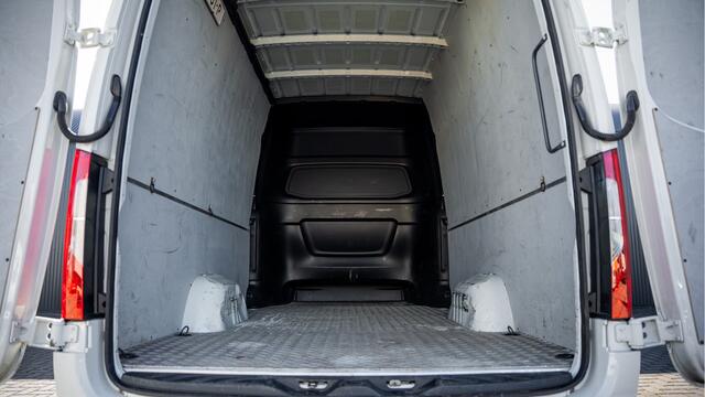 Mercedes-Benz SPRINTER 516 CDI L3H2 | 7-Zits | 3.5T Trekgwicht | Automaat | Camera | Mbux | Climatronic | Trekhaak
