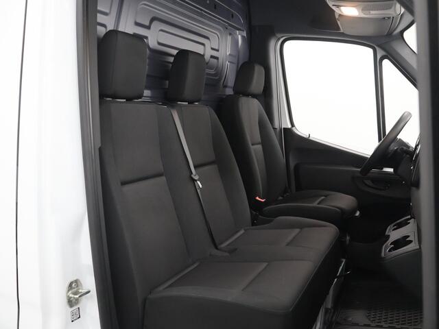 Mercedes-Benz SPRINTER 317 CDI L3 H2 | AUTOMAAT | AIRCO | GEVEERDE BESTUURDERSSTOEL | NAVIGATIE | CARPLAY | ANDROID AUTO | LED LAMPEN | CERTIFIED