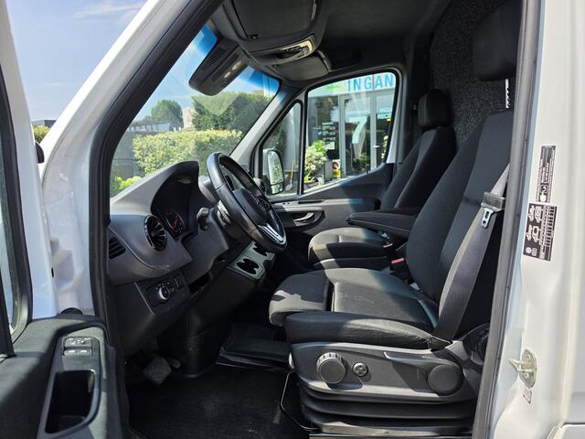 Mercedes-Benz SPRINTER 317 CDI L3 RWD Automaat Chassis Cabine met Open Laadbak