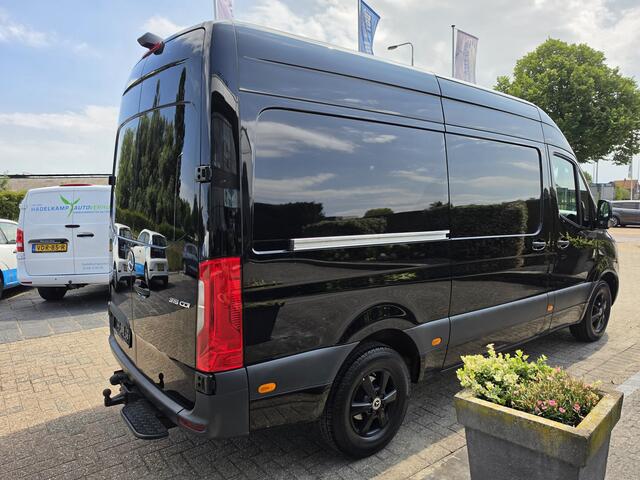 Mercedes-Benz SPRINTER 315 CDI L2-H2 RWD Black * 3,5t Trekgewicht * LED * MBUX * Trekhaak *