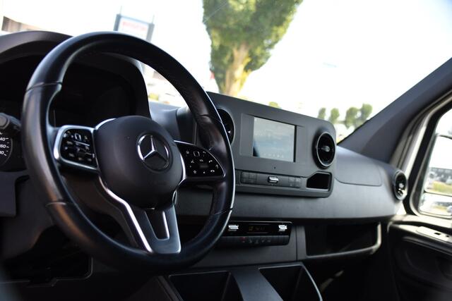 Mercedes-Benz SPRINTER 317 1.9 CDI L2H1 AMG Edition Camera, Cruise, Carplay, Stoelverwarming, Clima, Geveerde Stoel, Automaat, Multimedia, Uniek!