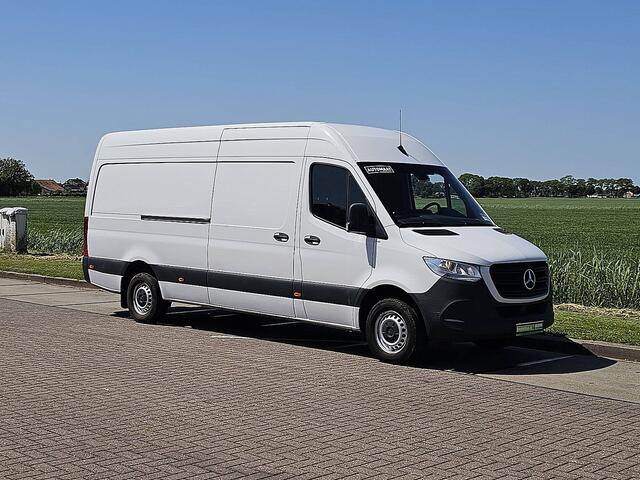 Mercedes-Benz SPRINTER 317 1.9 CDI L3H2 RWD Cruise control, Airco, Pdc, Navi, Camera, Mbux7, Euro6, Automaat, 170Pk, Trekhaak