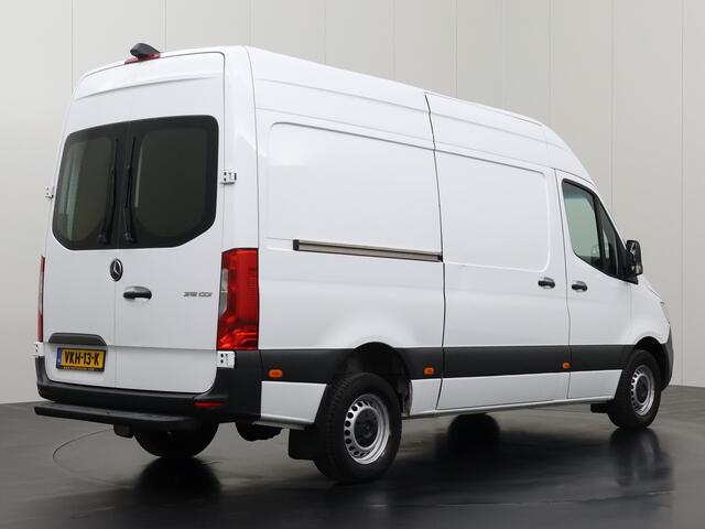 Mercedes-Benz SPRINTER 315CDI Automaat L2H2 | 3500Kg Trekgewicht | Navigatie | Camera | Airco | Cruise | 3-Zits