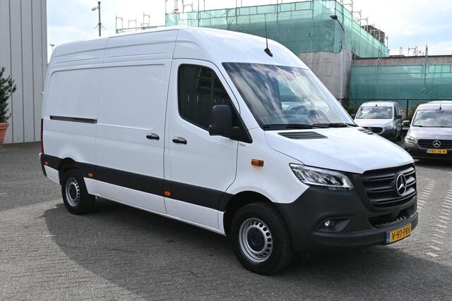 Mercedes-Benz SPRINTER 317 CDI L2H2 Pro LED, Geveerde stoel, Winterpakket, Etc.