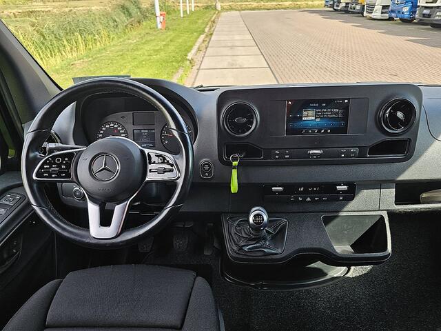 Mercedes-Benz SPRINTER 317 1.9 CDI L2H2 RWD Cruise Control, Airco, Standkachel, Navi, Camera, Stoelverwarming, Multifuncitoneel stuur, Euro6, 170 PK