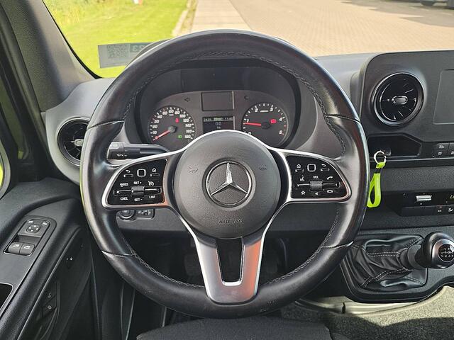 Mercedes-Benz SPRINTER 317 1.9 CDI L2H2 RWD Cruise Control, Airco, Standkachel, Navi, Camera, Stoelverwarming, Multifuncitoneel stuur, Euro6, 170 PK