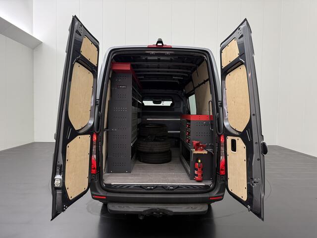 Mercedes-Benz SPRINTER 317CDI Automaat L2H2 | Led Kastinrichting | Navigatie | Multimedia | Camera | Airco | Cruise | Trekhaak