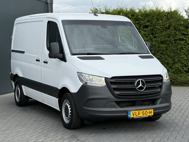 Mercedes-Benz SPRINTER 211 2.2 CDI AUTOMAAT 3.0T / L1H1 / CRUISE / CAMERA / AIRCO / NAVI / CARPLAY / 3-ZITS
