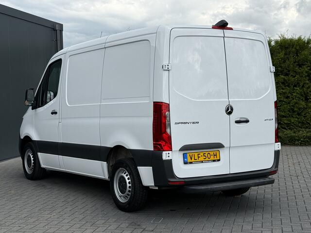 Mercedes-Benz SPRINTER 211 2.2 CDI AUTOMAAT 3.0T / L1H1 / CRUISE / CAMERA / AIRCO / NAVI / CARPLAY / 3-ZITS