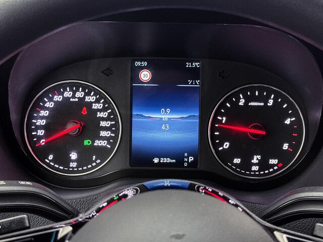 Mercedes-Benz SPRINTER 317 CDI L3H2 18"inch Lichtmetaal 3500 KG Trekgewicht Navigatie Achteruitrijcamera LED Cruise Control