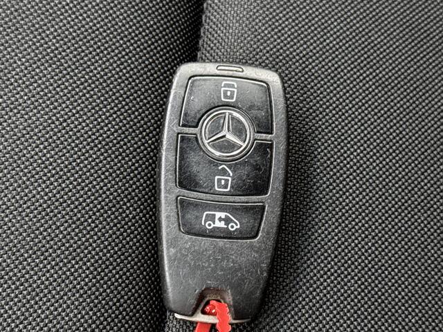 Mercedes-Benz SPRINTER 316 2.2 CDI L2H2 Automaat Inrichting 22v omvormer Navigatie Geveerde stoel Camera Carplay