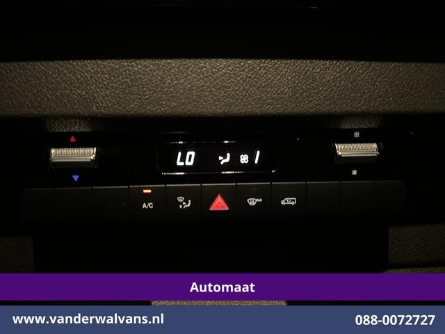 Mercedes-Benz SPRINTER 317 CDI 170pk 9G-Tronic Automaat L2H2 Euro6 Airco | Camera | Navigatie | Adaptieve Cruisecontrol | LED Chauffeursstoel, Stoelverwarming, Parkeersensoren, Bijrijdersbank