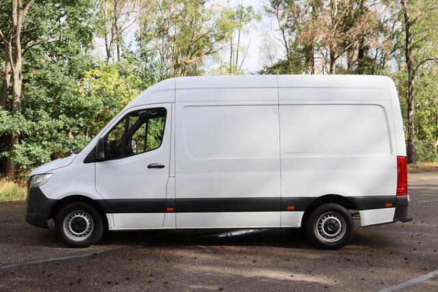 Mercedes-Benz SPRINTER 314 2.2 CDI L2H2 EURO VI-D 2021 MBUX | Cruise Control | Stuurwiel Bediening | Achteruitrij Camera | Carplay | Elektrische Ramen | 2 Sleutels