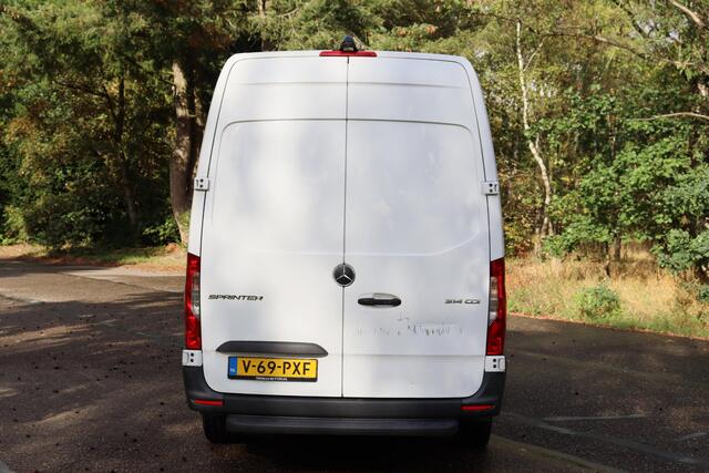 Mercedes-Benz SPRINTER 314 2.2 CDI L2H2 EURO VI-D 2021 MBUX | Cruise Control | Stuurwiel Bediening | Achteruitrij Camera | Carplay | Elektrische Ramen | 2 Sleutels