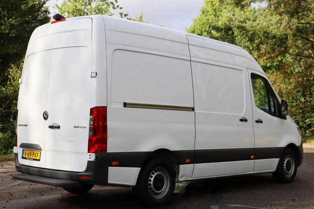 Mercedes-Benz SPRINTER 314 2.2 CDI L2H2 EURO VI-D 2021 MBUX | Cruise Control | Stuurwiel Bediening | Achteruitrij Camera | Carplay | Elektrische Ramen | 2 Sleutels