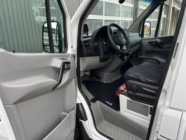 Mercedes-Benz SPRINTER 314 CDI Automaat Veegvuilkipper Kipper Airco Trekhaak 2000kg Telefoonverbinding 3-Persoons 1e eigenaar ex overheid open laadbak Pick-up Kieper Euro 6 Vuilniswagen Snipperwagen