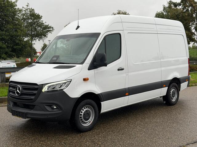 Mercedes-Benz SPRINTER 317CDI L2H2 Automaat Airco Navi Cruisecontrol Led/Xenon BPM VRIJ