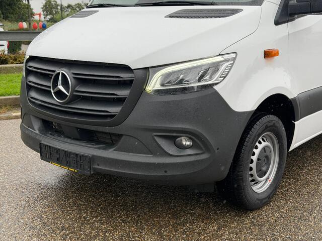 Mercedes-Benz SPRINTER 317CDI L2H2 Automaat Airco Navi Cruisecontrol Led/Xenon BPM VRIJ