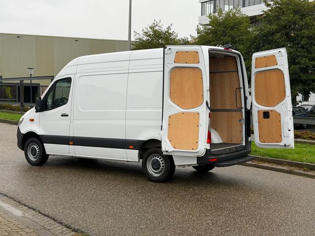 Mercedes-Benz SPRINTER 317CDI L2H2 Automaat Airco Navi Cruisecontrol Led/Xenon BPM VRIJ