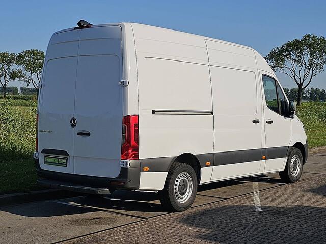 Mercedes-Benz SPRINTER 317 1.9 CDI L2H2 RWD Cruise control, Airco, Pdc, Camera, Stoelverwarming, Automaat, Mbux, Carplay, Euro6, 170 PK