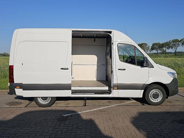 Mercedes-Benz SPRINTER 317 1.9 CDI L2H2 RWD Cruise control, Airco, Pdc, Camera, Stoelverwarming, Automaat, Mbux, Carplay, Euro6, 170 PK