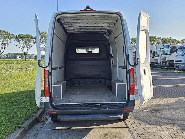 Mercedes-Benz SPRINTER 317 1.9 CDI L2H2 RWD Cruise control, Airco, Pdc, Camera, Stoelverwarming, Automaat, Mbux, Carplay, Euro6, 170 PK