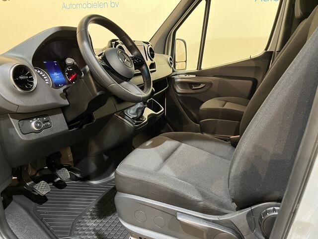 Mercedes-Benz SPRINTER 317 CDI L3H2 RWD / Euro 6 / Airco / Cruise Control Adap. / Camera / 17.100 KM !!