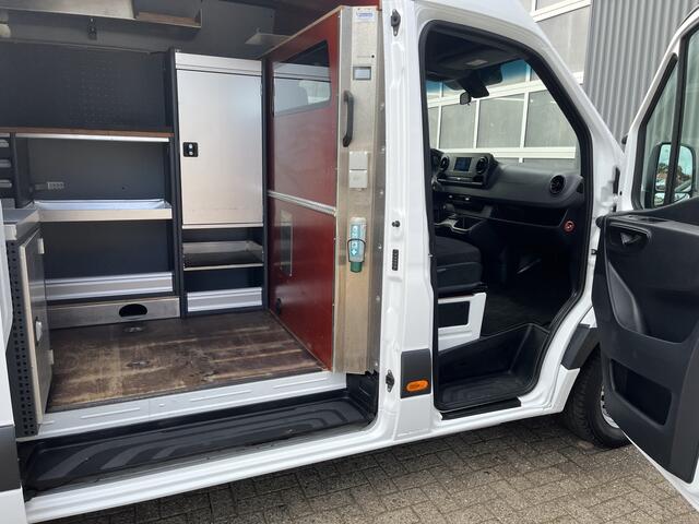 Mercedes-Benz SPRINTER 314 2.2 CDI L2H2 Werkplaats Omvormer Trekhaak Kastinrichting Ladekasten inrichting Airco Cruise controle Apple carplay 1e Eigenaar Euro 6 Bpm vrij voor particulier gebruik!!