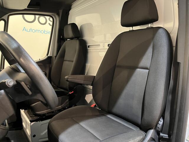 Mercedes-Benz SPRINTER 515 CDI L3 RWD Automaat N2 Bakwagen met Laadklep / Euro 6 / Zijdeur / Airco