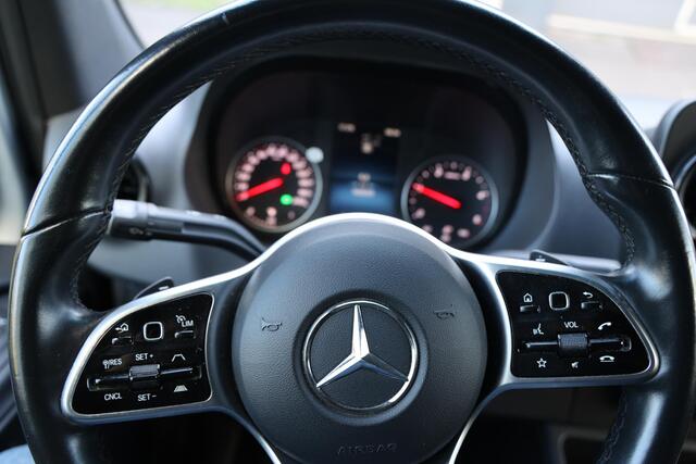 Mercedes-Benz SPRINTER 317 L1H1 170PK 2000KG TREKVERMOGEN