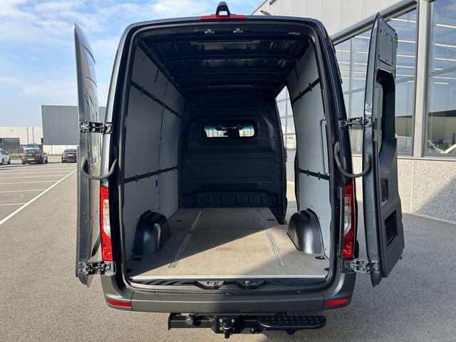 Mercedes-Benz SPRINTER 319 CDI L2 H2 Pro / 3500KG Trekhaak / MBUX / Navigatie / Cruise control / Airco / 270 Graden achterdeuren
