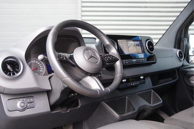 Mercedes-Benz SPRINTER 317 1.9 CDI L2H2 3-ZITS, FACELIFT, AUT. LED, STOELVERWARMING, MBUX 10'', CAMERA, NAVI, CRUISE, CLIMA, PARKEERSENSOREN