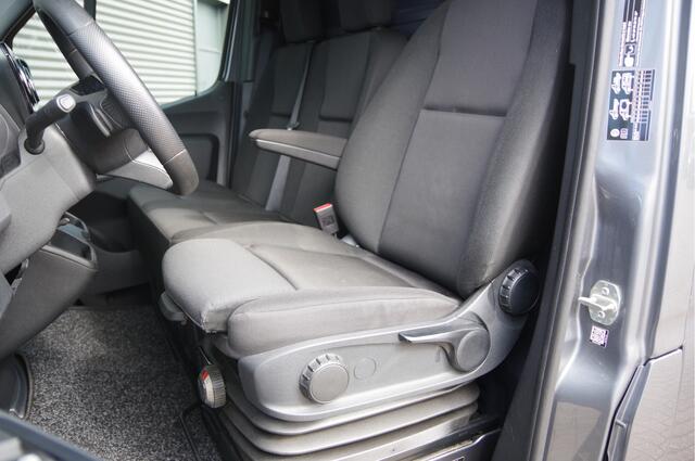 Mercedes-Benz SPRINTER 317 1.9 CDI L2H2 3-ZITS, FACELIFT, AUT. LED, STOELVERWARMING, MBUX 10'', CAMERA, NAVI, CRUISE, CLIMA, PARKEERSENSOREN