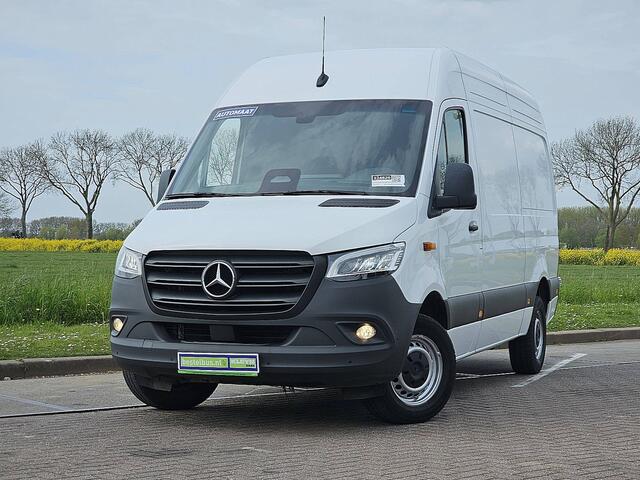 Mercedes-Benz SPRINTER 317 L2H2 RWD Mbux 10 LED Navi Automaat PDC Airco Camera BPM VRIJ Euro6 170 PK!
