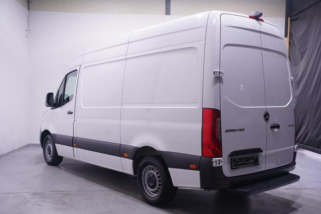 Mercedes-Benz SPRINTER 317 CDI 170 pk L2H2 Adapt. Cruise Distronic, Navi Camera, Laadruimte Pakket, PDC V+A, 3-Zits