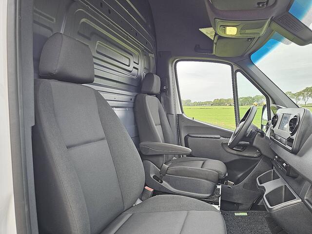 Mercedes-Benz SPRINTER 315 1.9 CDI L4H3 RWD Cruise control, Airco, Carplay, Camera, Climate control, Bluetooth, Automaat, Sidebars