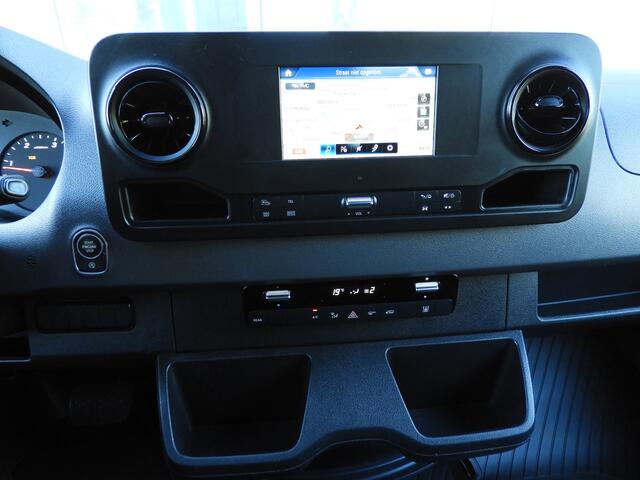 Mercedes-Benz SPRINTER 317 1.9 CDI L2H2 RWD AUT | 3.5t TREKHAAK | LED | CRUISE | CAMERA | MBUX