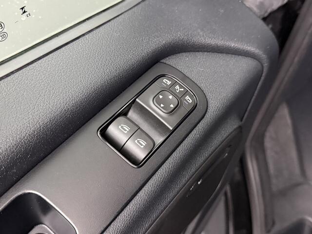 Mercedes-Benz SPRINTER 317CDI Automaat L2H2 Exclusive | Led | Standverwarming | 10" Navigatie+Camera | Multimedia | Airco | Cruise | Standverwarming