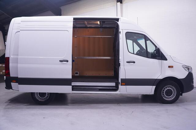 Mercedes-Benz SPRINTER 317 CDI 170 pk Aut. Pro Nwe Model L2H2 LED Koplampen, Navi, Laadruimte Pakket, PDC V+A, 3-Zits