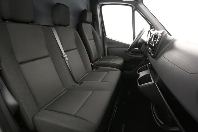 Mercedes-Benz SPRINTER 2.1 CDI 143PK L2H2 | Automaat | Airco | Camera | Cruise | 3 Zits | Carplay | Navi
