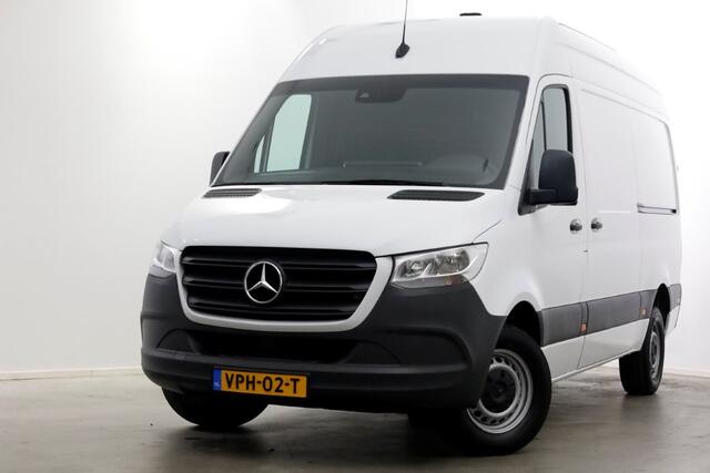 Mercedes-Benz SPRINTER 317 CDI 170pk 9G Automaat L2H2 RWD Airco/2x Schuifdeur/Trekhaak 3500kg 05-2022